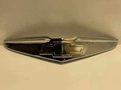 VTG 1947-1948 Chevrolet Hood Emblem Fleetmaster Fleetline - Image 1 of 2