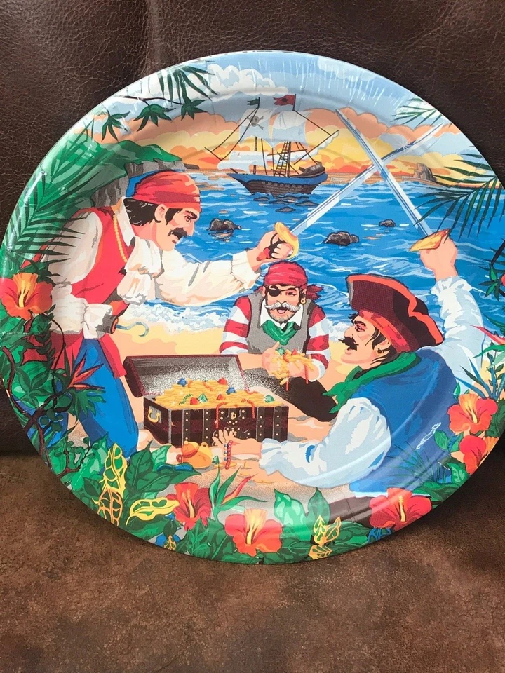 8 PCS of Pirate Party Plate, Kids Birthday Party Tableware Decorations - Image 1 of 1