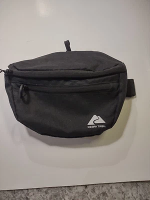 Riñonera Ozark Trail, negra, poliéster, cremallera, en la cintura, adulto Foto 1 de 2