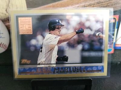 1998 Topps Tino Martinez Minted In Cooperstown Broze Stamp #284 🔥 - Image 1 of 4