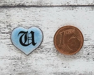 Herz blau U Buchstabe Emaille 1970er Geschenk Name süß Retro Freundin Vintage - Picture 1 of 3
