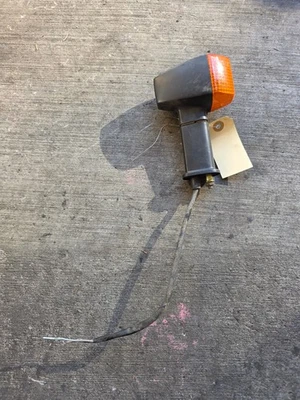 86-06 2003 KAWASAKI CONCOURS ZG1000 INTERMITENTE INTERMITENTE TRASERO DERECHO Foto 1 de 4