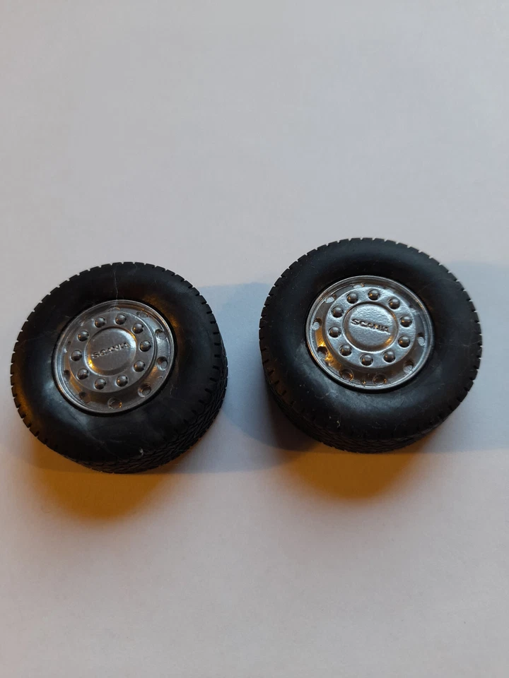 Vorderräder für den Scania  6725 von Siku Control - Bild 1 von 1