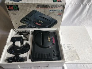 SEGA Mega Drive Console System HAA-2510, PSU, Pad and Box set/ tested-e0513- - Picture 1 of 23