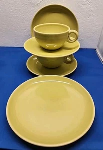 RUSSELL WRIGHT IROQUOIS FLAT CUP AND SAUCER SET, BREAD AND BUTTER PLATES 6 PC - Picture 1 of 3
