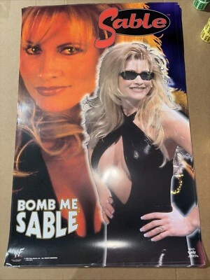 Póster de colección Sable WWE WWF 1999 Sable Bomb Me tamaño completo NUEVO  Foto 1 de 4