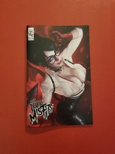 THE DEVILS MISFITS #1 - KICKSTARTER VARIANT COVER COMIC BOOK - NM CONDITION - Picture 1 of 2