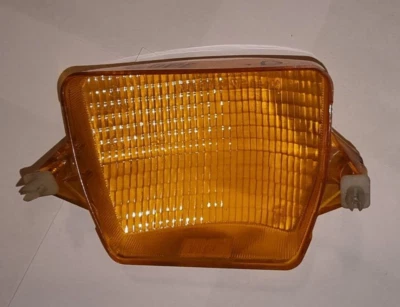 Luz intermitente ventana original Audi Coupe 81-87, derecha 855953158 Foto 1 de 3