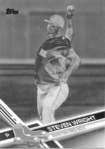 2017 Topps Series 2 STEVEN WRIGHT BLACK & WHITE NEGATIVE -BOSTON RED SOX- #622 - Picture 1 of 1
