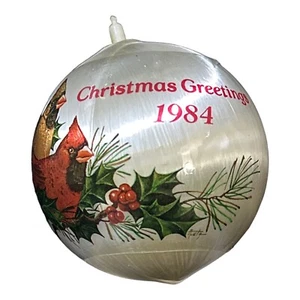 Unbreakable Satin Ball Ornament Christmas Greetings 1984 Cardinals 3.5" - Imagen 1 de 6