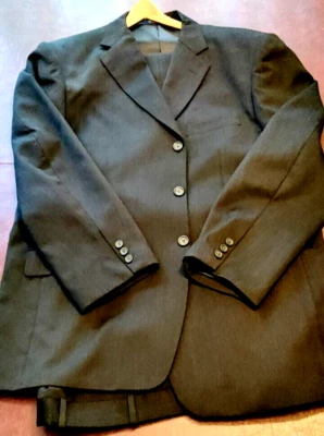 Traje Cordobés y Gris HOMBRE 44L 38 X 31 GRIS OSCURO Etiqueta Plateada A MEDIDA A MANO Foto 1 de 4