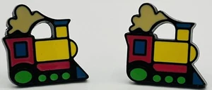 2 bunte Zug Schubladenknöpfe/-griffe-Kinderdeko-Schwermetall-keine Beschädigungen-mit Schrauben - Bild 1 von 4