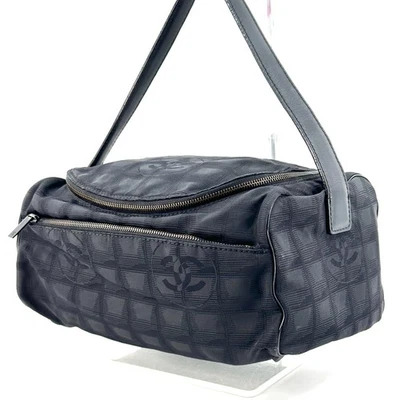 CHANEL Nuevo Bolso de Hombro Línea de Viaje Nylon Bolso de Mano Negro Auténtico Foto 1 de 4