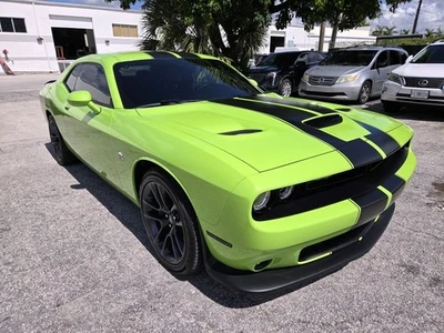 Dodge Challenger R/T 2023 paquete SCAT Foto 1 de 4