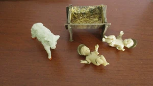 Vintage Plastic PAIR OF BABY JESUS FIGURINES , LAMB, Cardboard MANGER - Picture 1 of 5