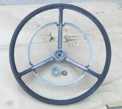 Mercury Montclair 1956 volante con anillo de cuerno círculo completo original Foto 1 de 4