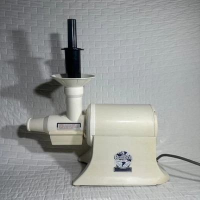 Exprimidor Champion de colección 1/3 HP motor de alta resistencia modelo G5-NG-853S en blanco/crema Foto 1 de 4