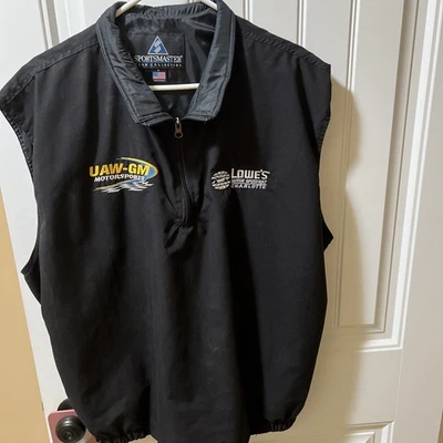 SportMaster Club Collection Men's Lg Vest polyester shell nylon lining Nascar em - Image 1 of 4