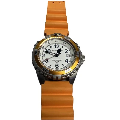 Momentum Canadian DV00.VX32G.371. Светящийся циферблат Дата мужские часы новый аккумулятор 🔋 - Изображение 1 из 4