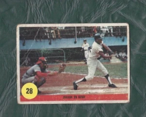 Tarjeta de béisbol venezolana Ovenca 1970 #28 César Tovar Jugada en casa justa - Imagen 1 de 2