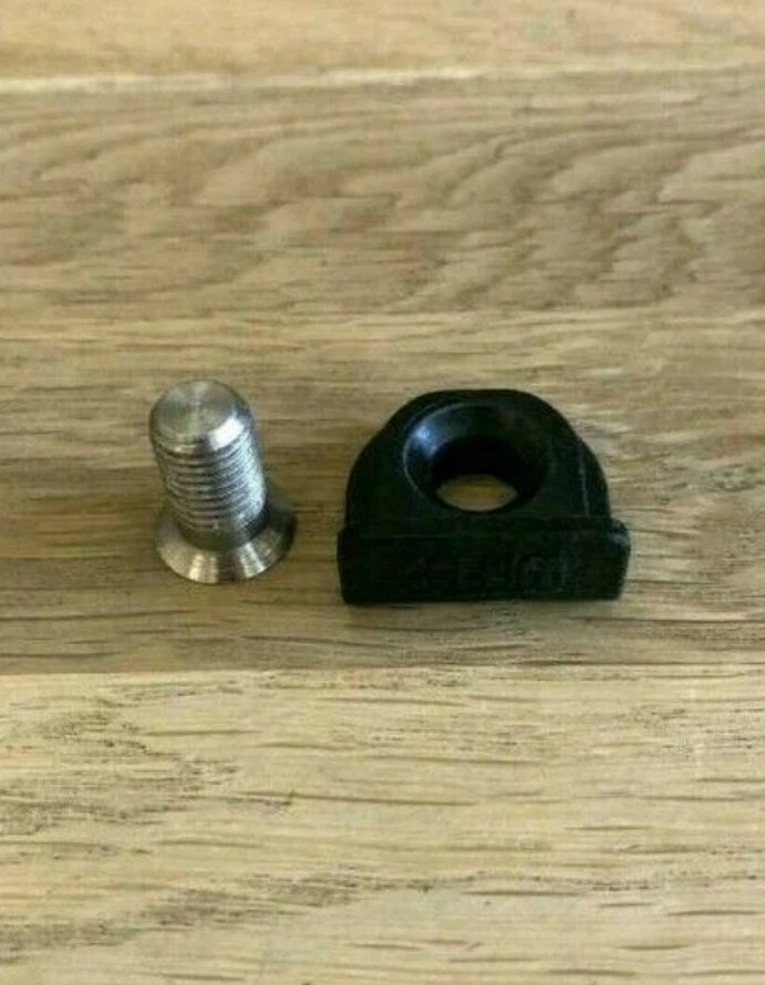 Delkim D-Lok Quick Release "Füße" für D-Lok Quick Release System Ersatzteile Aal - Bild 1 von 1