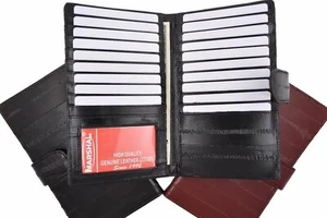 Eel Skin Leather Credit Card Holder Wallet 19 Card Slots & ID Window with Snap - Picture 1 of 11