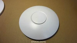 Ubiquiti Networks UAP-PRO UniFi Access Point Enterprise Wi-Fi 802.11 a/b/g/n - Afbeelding 1 van 4