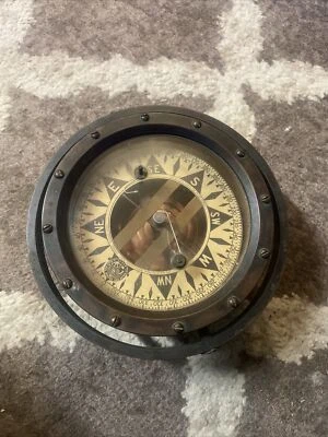 Brújula náutica marina vintage de madera Freeman (1939) de la Segunda Guerra Mundial Foto 1 de 2