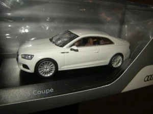 1:43 Spark Audi A5 8T Coupe blanco glaciar en embalaje original - Imagen 1 de 1
