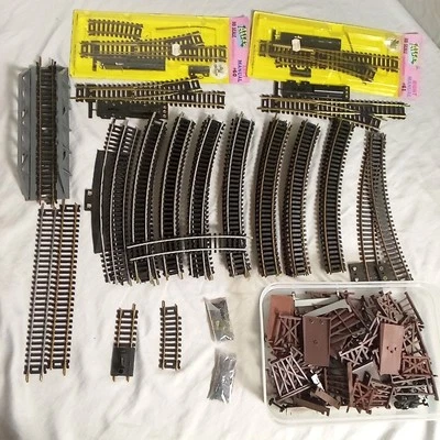 HO Gauge Track Lot Atlas Left Right Manual Switches 35 Curves Trestles Layout - Image 1 of 4