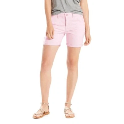 Pantalones Cortos Para Mujer Levi's Clásicos Elastizados CHINO Tiro Medio (Talla W33/16) Nuevos con Etiquetas Precio de venta sugerido por el fabricante $45 Foto 1 de 4