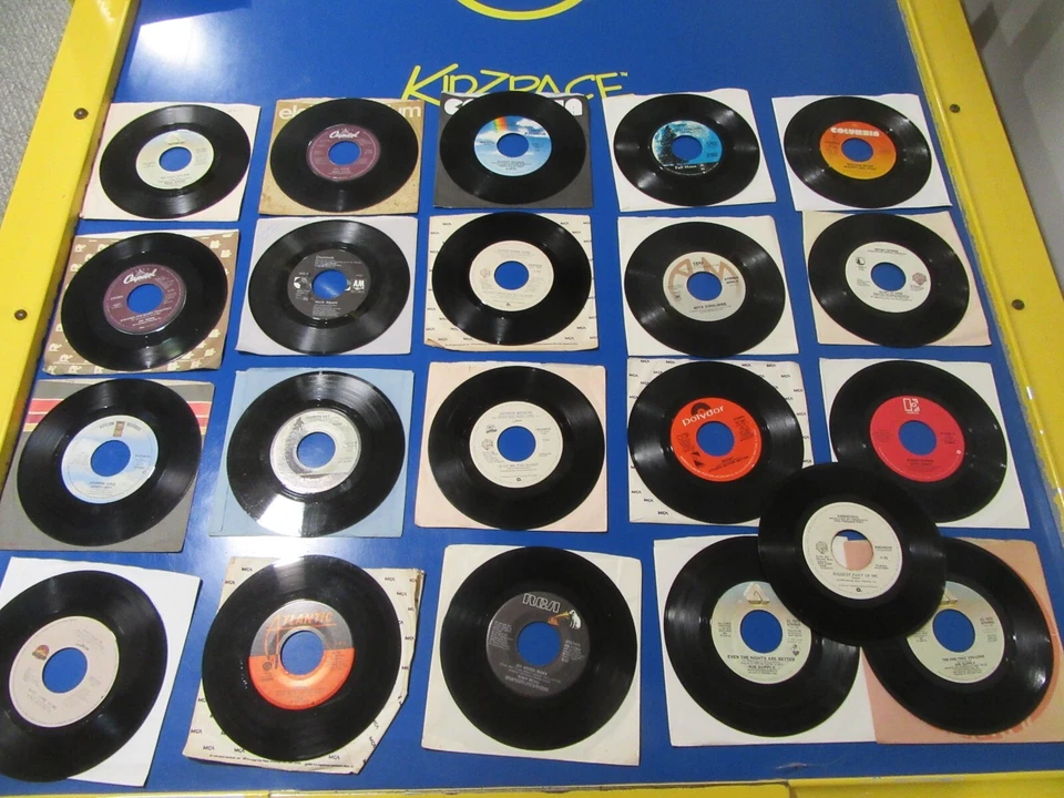 70's 45 RPM AMBROSIA / CHRIS CROSS / AIR SUPPLY/ YACHT ROCK /  Lot Of 21 Records - Image 1 of 1