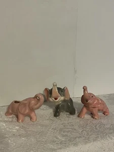 THREE VINTAGE CERAMIC ELEPHANT FIGURINES - Picture 1 of 3