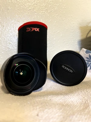 Lente ultra ancha Rokinon 14 mm F2,8 Foto 1 de 4