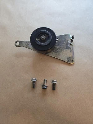 Bomba de compresor de aire acondicionado Infiniti FX35 G35 2003-07 correa tensor soporte polea OEM Foto 1 de 4