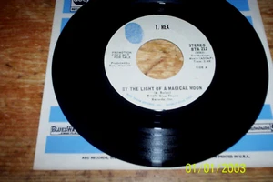 T. REX - 1972 U.S. Blue Thumb PROMO 45 ( BY THE LIGHT OF A MAGICAL MOON ) NM- - Picture 1 of 2