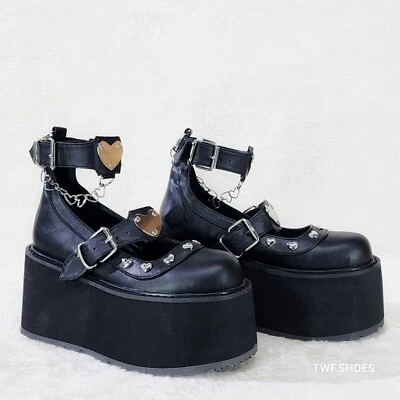 Zapatos Maryjane Demonia Damned 56 Plataforma Metal Corazón Placa Y Cadenas Foto 1 de 4