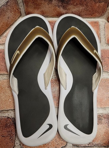 Nike sandalo donna stile # 312656 331 taglia 8 gomma kaki e bianco