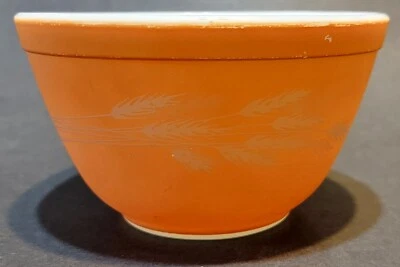 Vintage Pyrex 401 Autumn Harvest Wheat Small Nesting Mixing Bowl 750 ml - Image 1 of 4