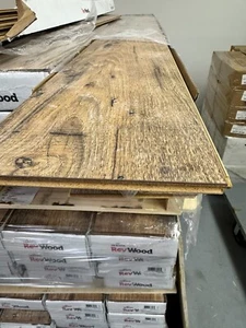 Mohawk RevWood Select Rare Vintage CDL74-01W Fawn Chestnut Laminate 16.9sqft Box - Picture 1 of 6