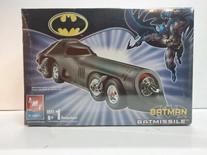 AMT Batman Returns Batmissile Plastic Model Kit 2003 Factory Sealed - Picture 1 of 1