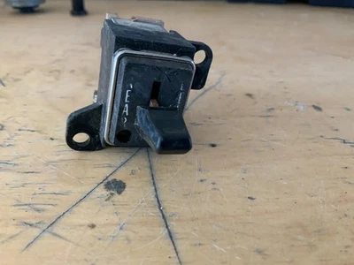 Interruptor desempañador ventana trasera Pontiac Firebird 1976-1977-1978-1979 transmisión automática Foto 1 de 4