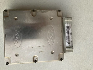 LINCOLN TOWN CAR ECM 50% OFF LISTED PRICE THROUGH MAKE OFFER! - Picture 1 of 5