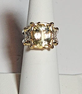 Light Peridot Gemstone Sterling Silver Solitaire Cocktail Ring Size 6.5 925 - Picture 1 of 5