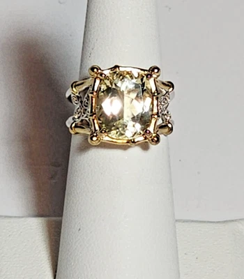 Light Peridot Gemstone Sterling Silver Solitaire Cocktail Ring Size 6.5 925 - Image 1 of 4