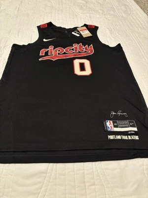 Nike Portland Trailblazers Damian Lillard City Edition Jersey Nw $120 DX8774-010 - Image 1 of 4