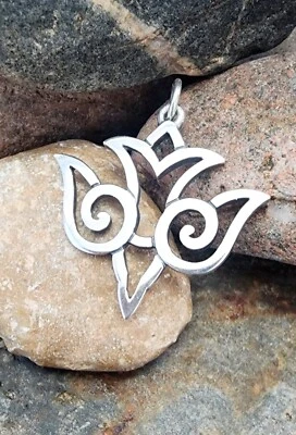 Colgante Calado Paloma Descendente James Avery Retirado Grande, ¡Pieza Ordenada! Foto 1 de 4