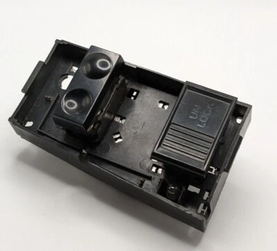 * GENUINE 1988-1994 Oldsmobile Cutlass Supreme Passenger Window Door Lock Switch - Image 1 of 4