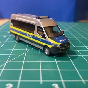 Busch HO Scale 1:87 Mercedes German Police Polizei Van - Picture 1 of 6