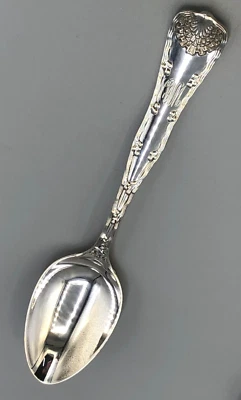 Cuchara sopera ovalada de plata esterlina Wave Edge de Tiffany & Co. 7", monograma elegante Foto 1 de 3